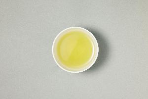 グラスに入ったウーロン茶