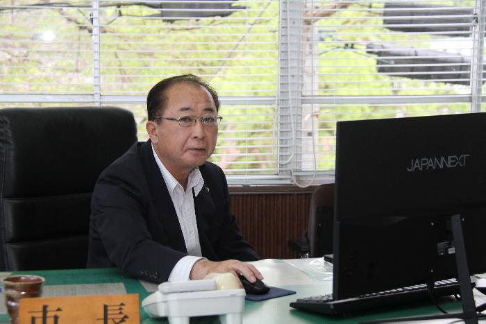 塗木弘幸市長