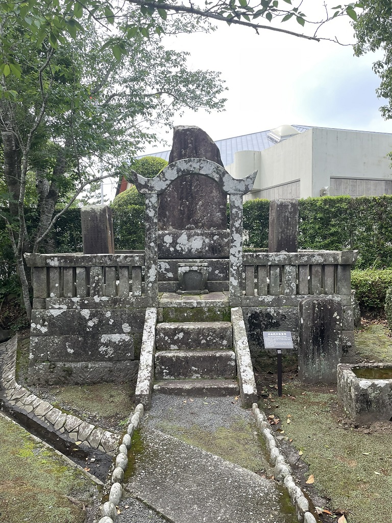 西南戦争慰霊碑