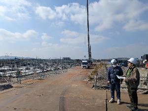 建設工事現場の様子(基礎工事寄り)