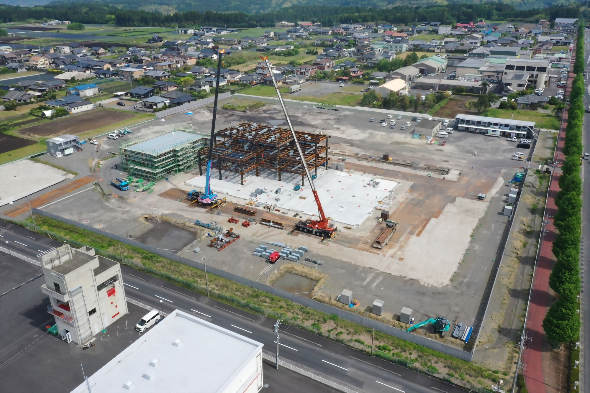 新庁舎造成工事の様子(南側から)