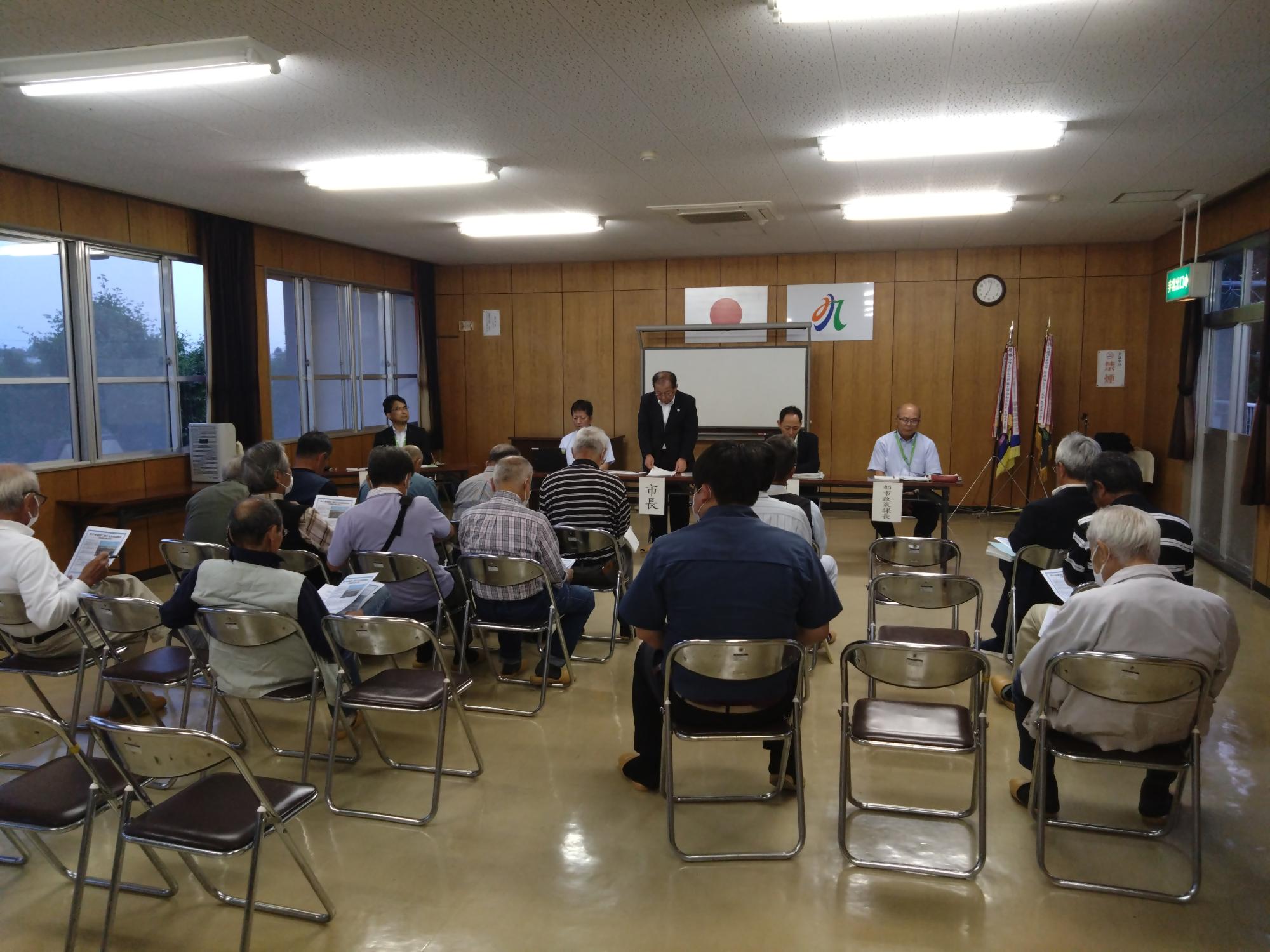 宮脇地区公民館での説明会の様子