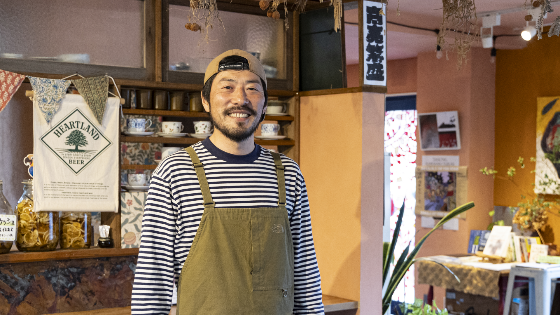 笑顔の男性