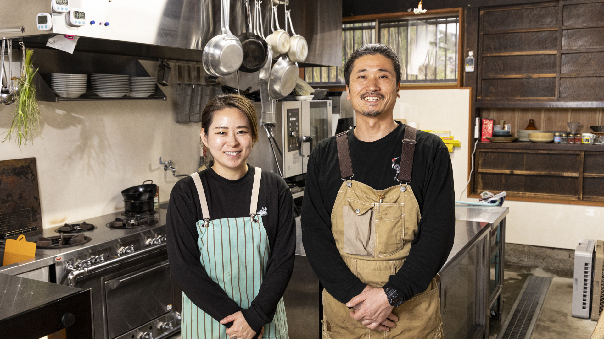笑顔の夫婦