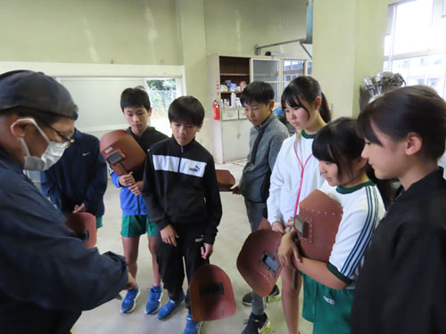 青戸小学校 頴娃のまち探検隊