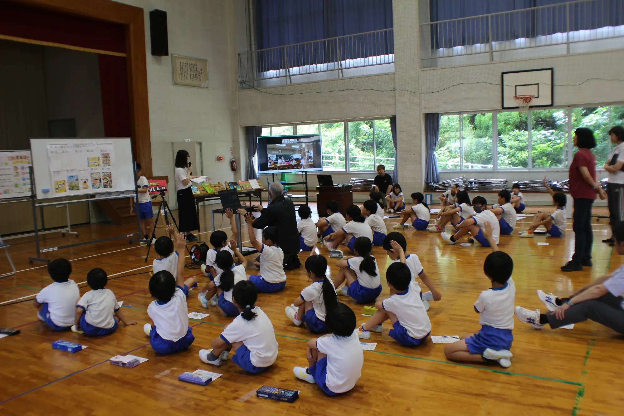 伊関小学校とのオンライン交流学習 ~粟ヶ窪小~