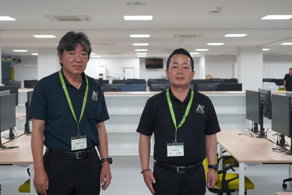 茶業振興課職員