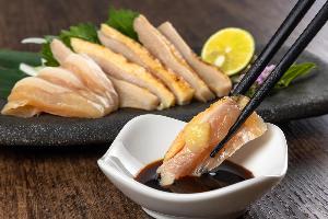 かしわ・鶏刺し専門店大摩桜のプレゼントです。