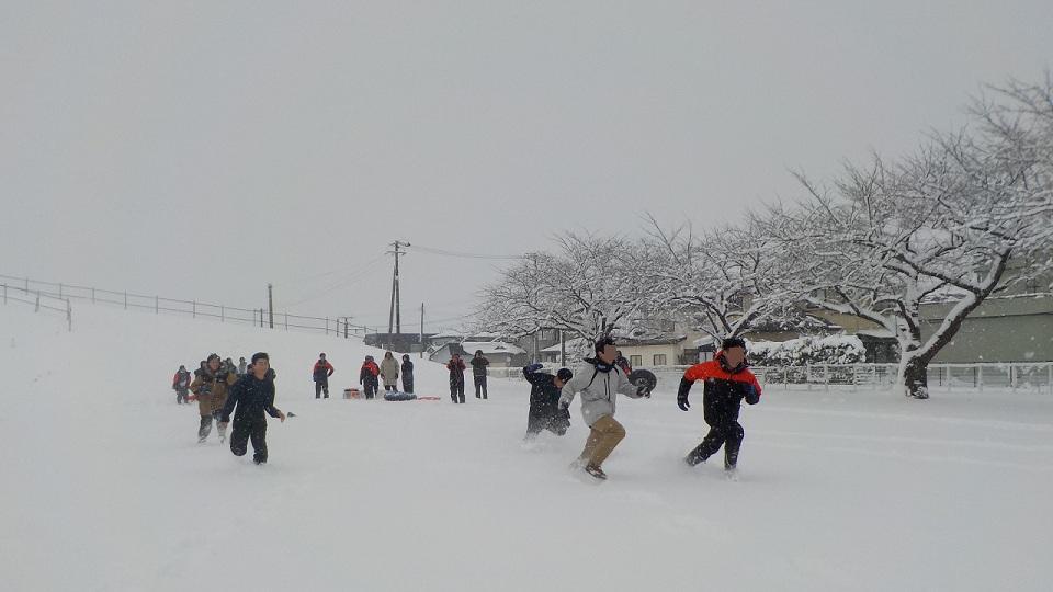 R7青少年国内派遣事業（雪遊び体験）