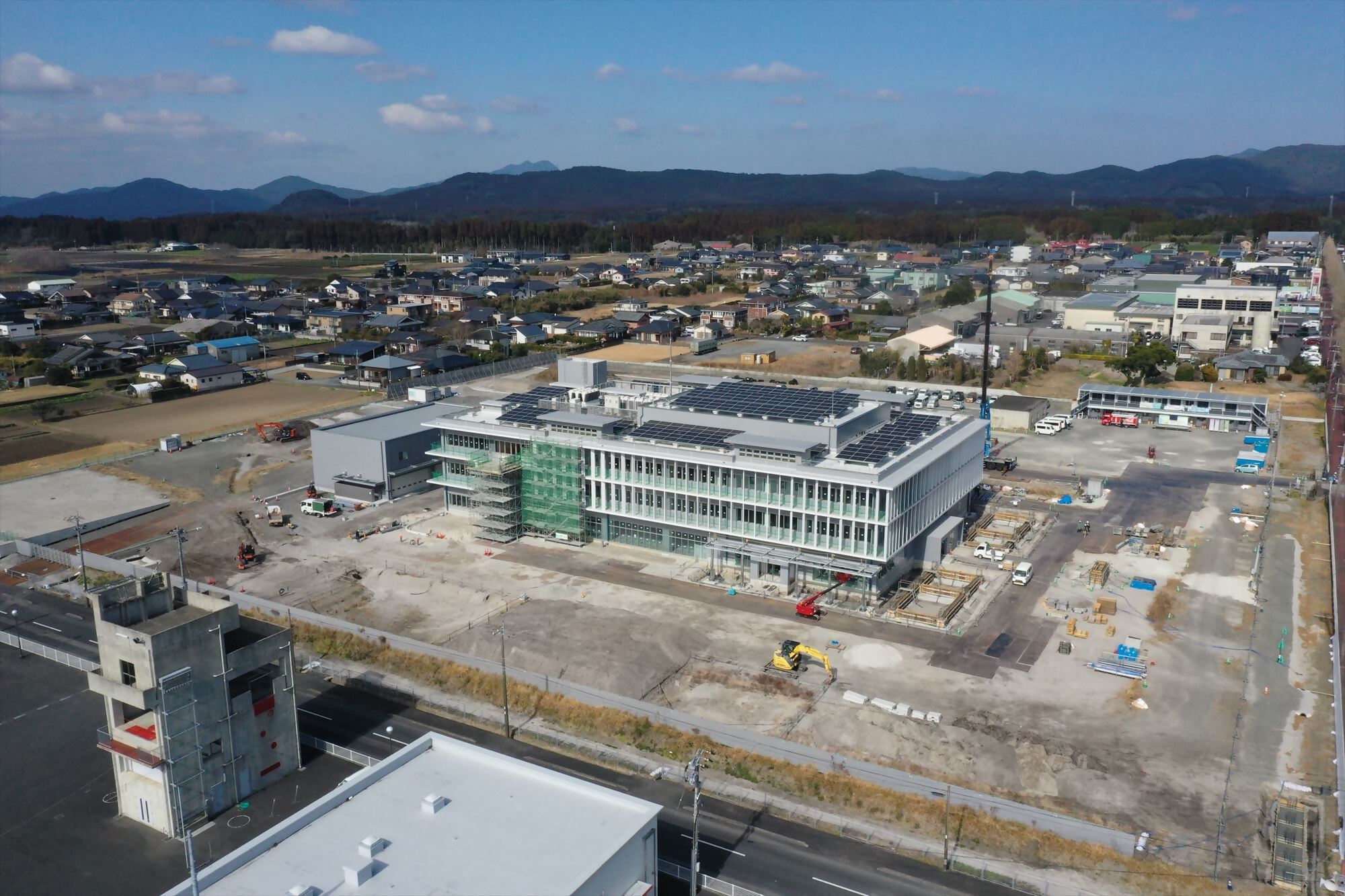 新庁舎造成工事の様子（消防署側から）