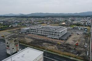 新庁舎造成工事の様子（消防署側から）