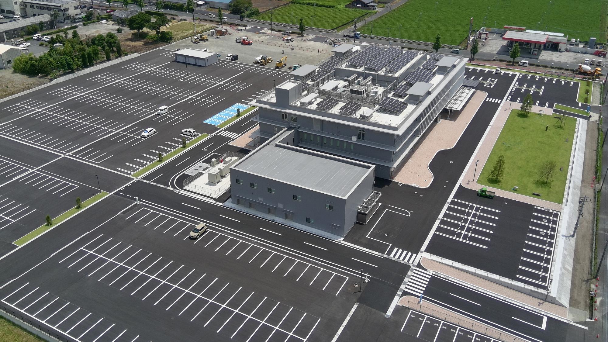 新庁舎造成工事の様子（附属棟側から）
