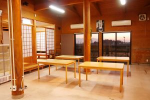 お茶街道ゆとり館のホール